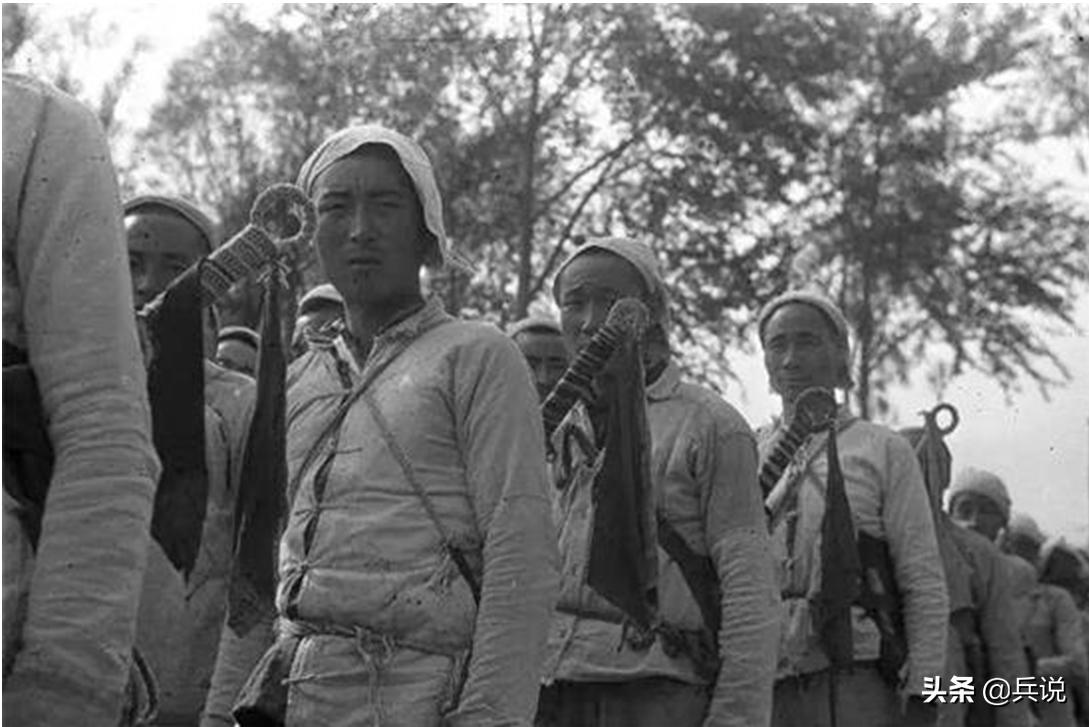 县大队遭日军精准袭击，酒馆女老板供出秘密：侦察班长是奸细