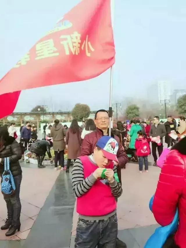 荆州小新星英语培训班,小新星英语补课班招生视频