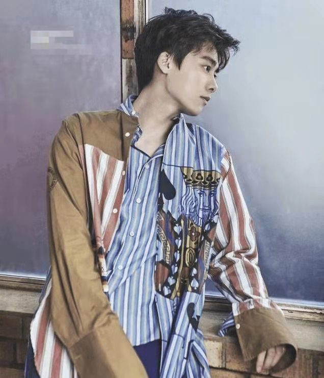 男生衣服穿搭推荐春季外套,男生衣服穿搭推荐秋冬胖子