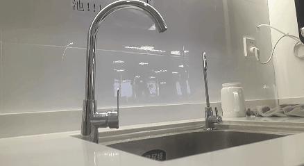 看看你家里的水管是怎样的,用什么水管比较耐用又安全