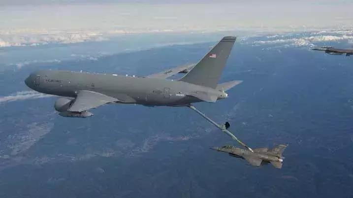 各国加油机数量对比 (美国各个种类加油机有多少架)