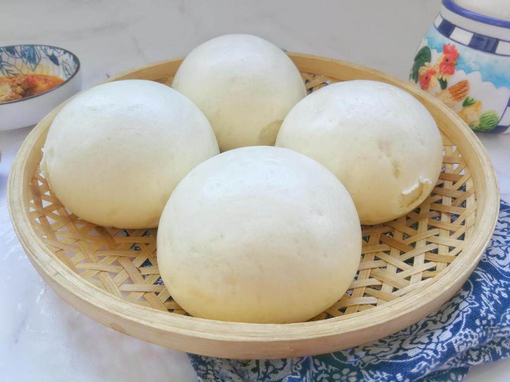 馒头怎么放不干不裂,馒头过夜要怎样保存才会保持松软