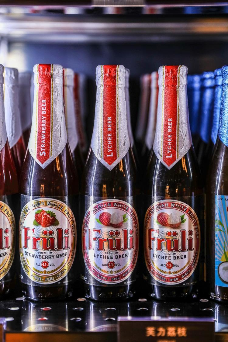 武汉可以吃饭的音乐酒吧,武汉比较嗨的音乐酒馆