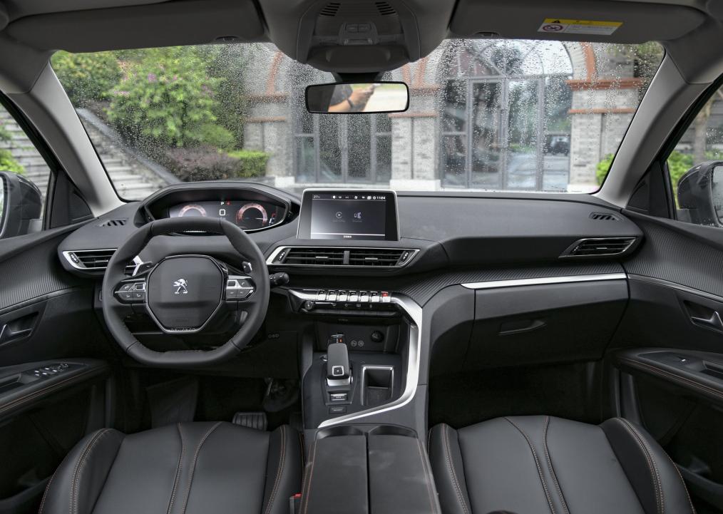 法系车的中流砥柱，外观帅气、三大件可靠，标致4008销量却很一般