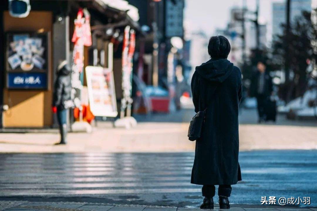 后悔拒绝第一次相亲的人,27岁女人相亲四次被男人拒绝