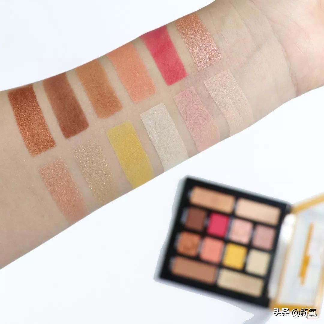 晚晚眼影,晚晚蓝色眼影