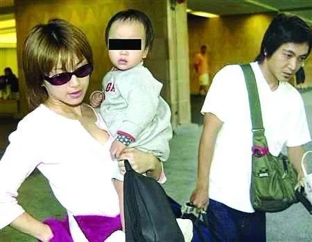 酒井法子现场直播视频,酒井法子复出艰难