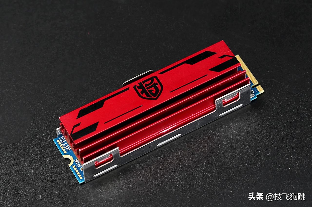 锐龙1600跑分鲁大师,锐龙1700配什么显卡