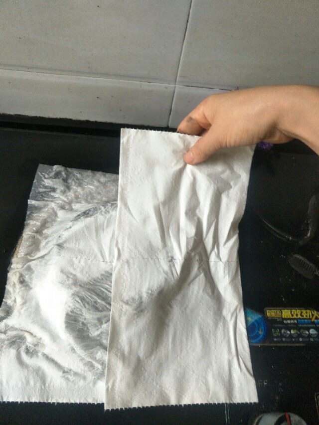 厨房燃气灶污渍清理,煤气灶污脏用什么清洗又快又干净