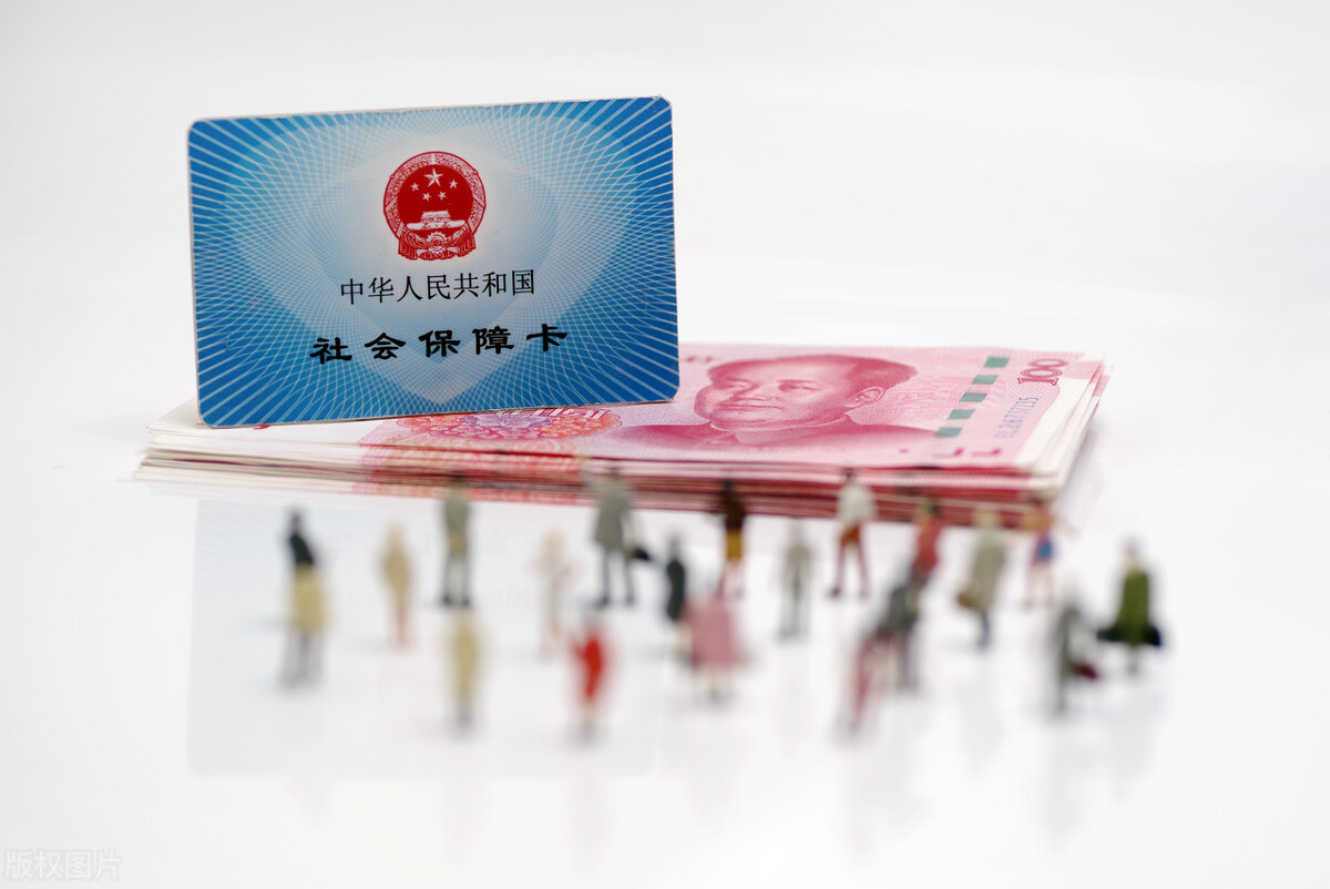 医保年限不足15年能退休吗,养老保险交满15年医保不满怎么办