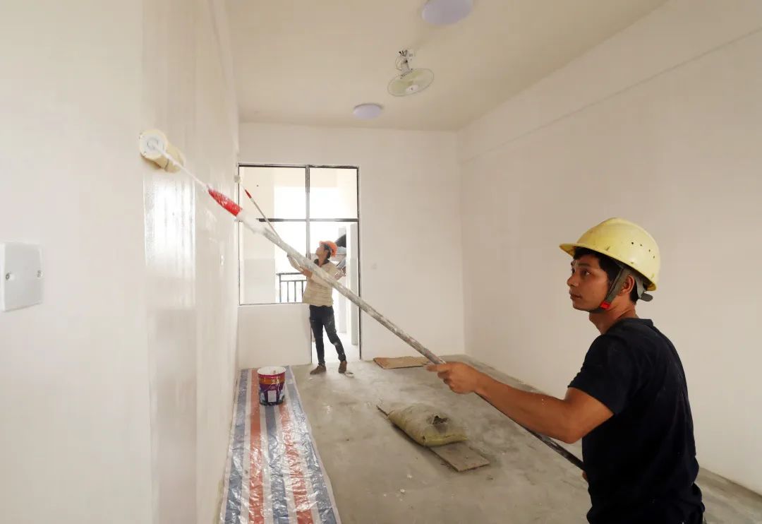 旧墙翻新流程及注意事项,旧墙翻新全包20平米价格表2021