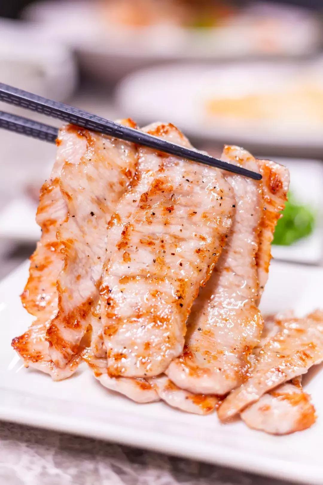 厦门超贵贵贵贵“保姆烤肉”！一口627元！借钱也要来吃……