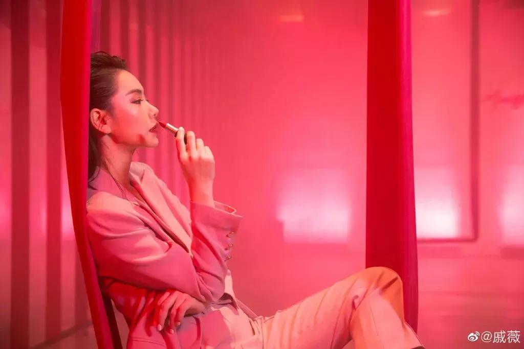 戚薇美妆博主,戚薇美妆推荐100种