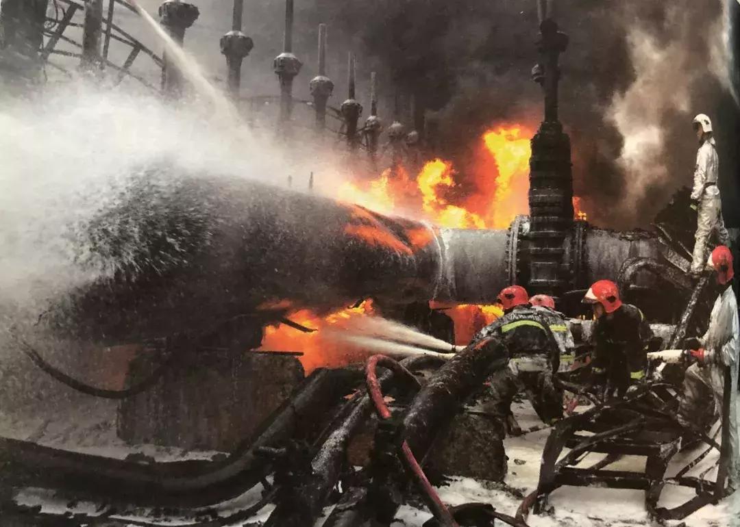 烈火英雄真实故事,烈火英雄背后的故事