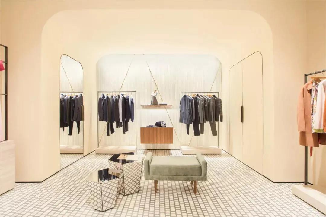 恒大100亿足球场,恒大足球场120亿元