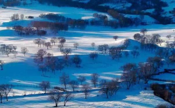 冬天情侣去哪里旅游最适合,适合情侣两三天的短途冬日旅游