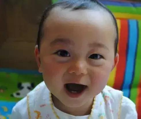 小孩子眼袋黑说脾胃差是吗,孩子脾胃好了眼袋会消失吗