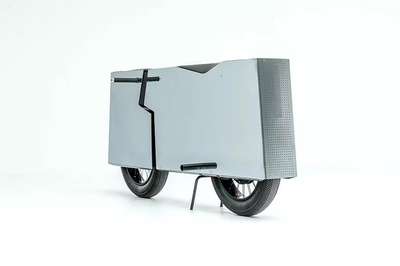 一辆能“隐身”的摩托，停路边贼都找不到