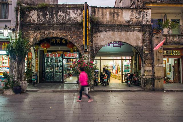 北海沧桑老街在哪里,北海老街西街往事