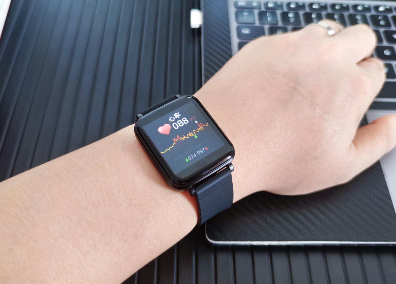 aigo智能手表fw2表盘,aigo智能手表新款