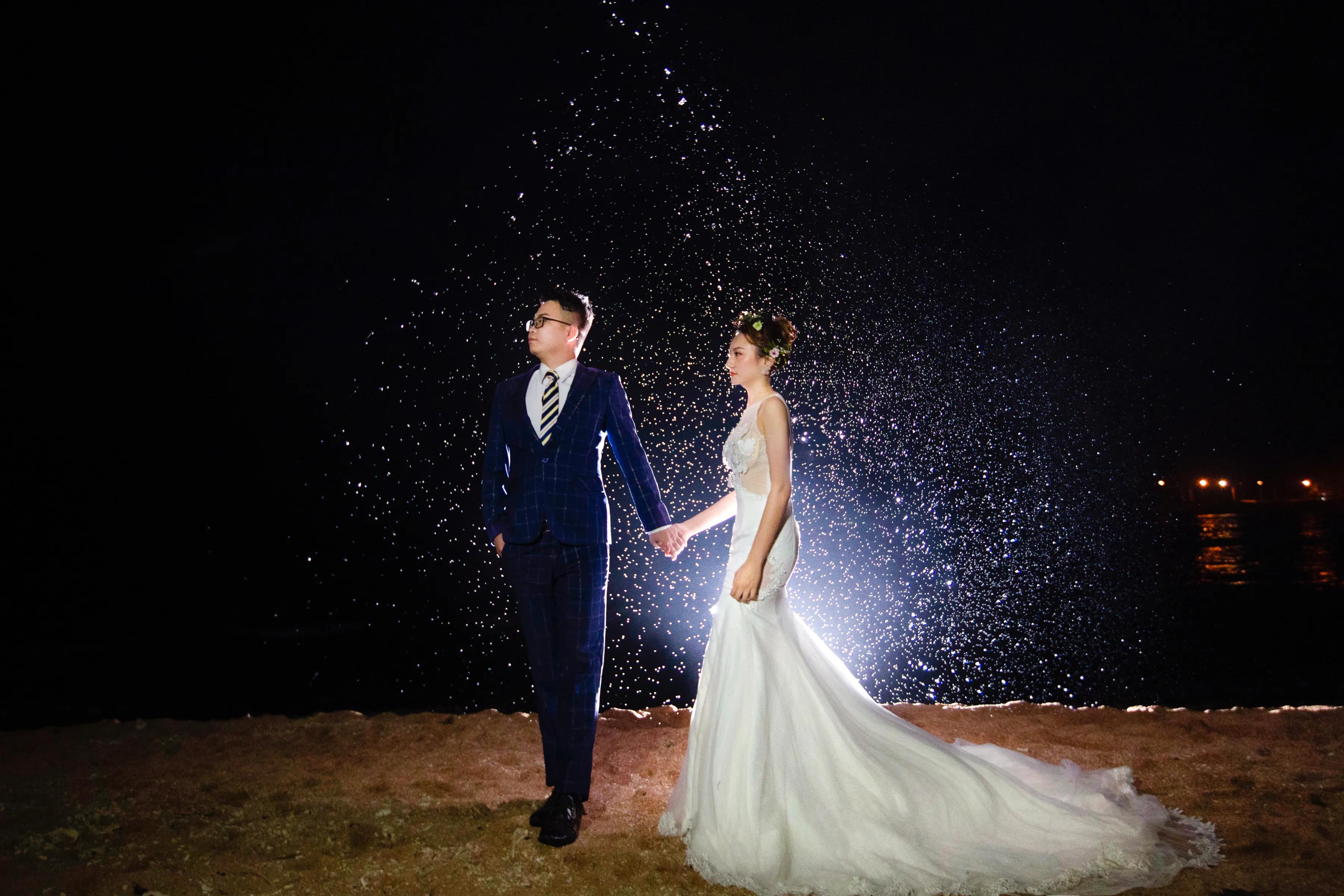 单身朋友的状态,单身的朋友和情侣