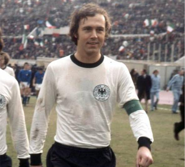 世界杯历史上的十大球员,足球历史十大巨星罗纳尔多