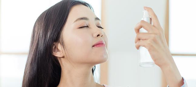 什么样的爽肤水不油腻补水效果好,什么样的爽肤水好用又清爽