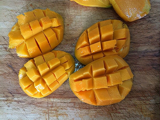 芒果西瓜双色果汁的做法