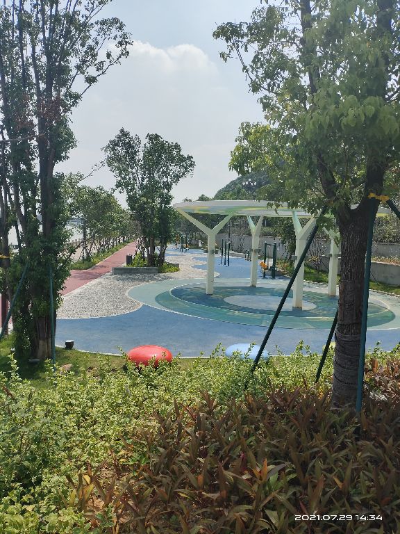 跑步运动的地方,适合跑步的运动场所