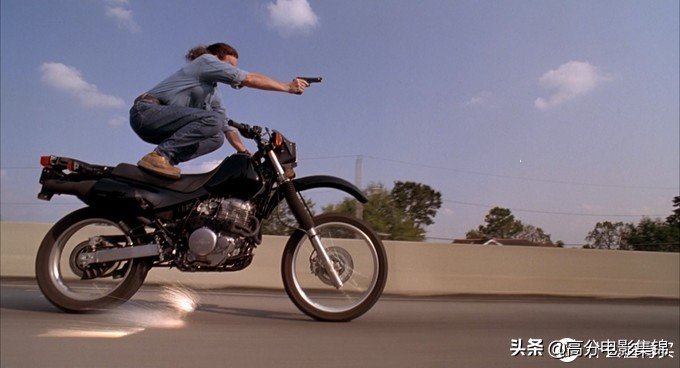 5部开场5分钟就高潮的电影,8部开局就高潮的动作电影