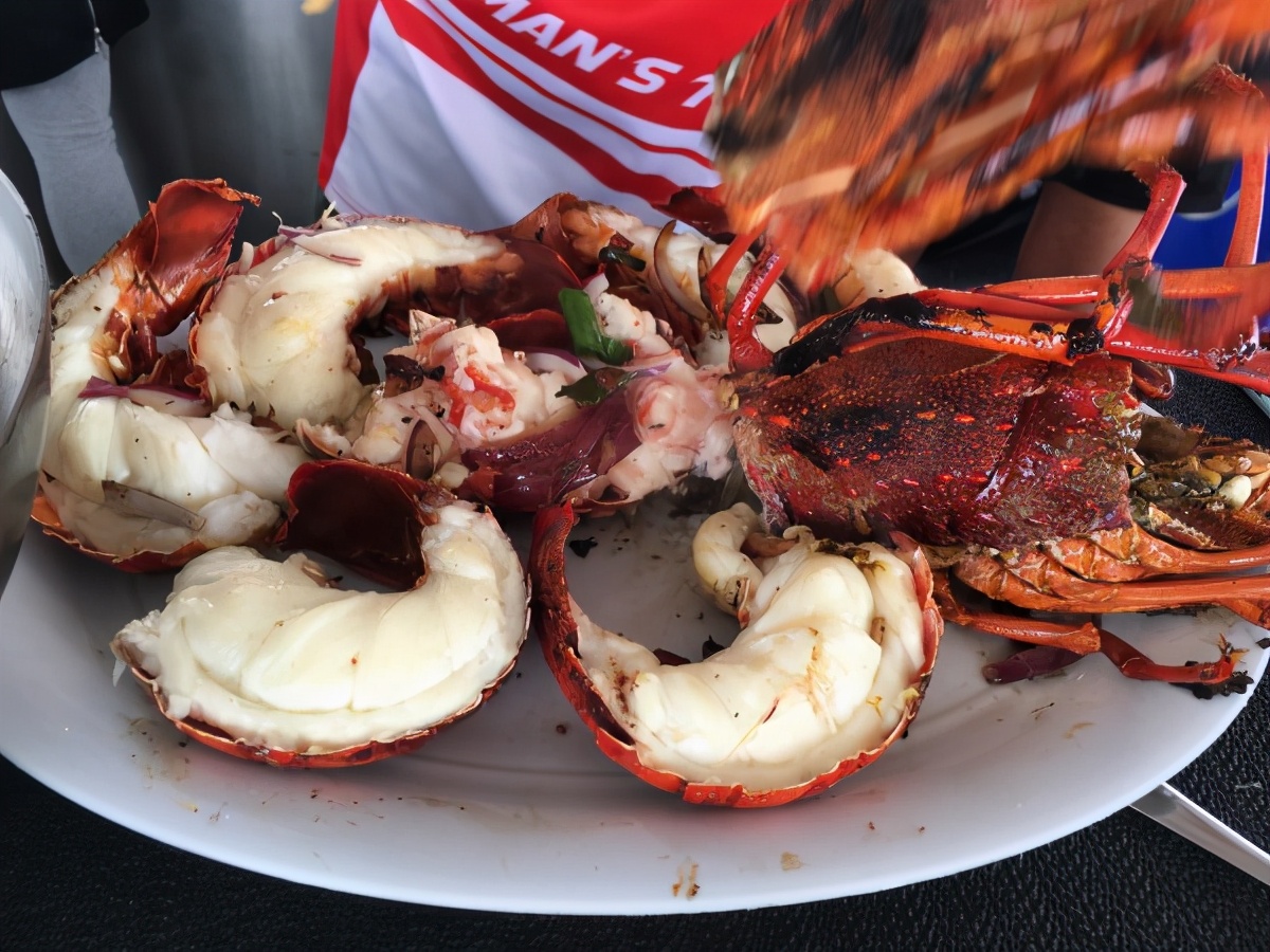 我是一个默默无闻的海钓人，但我可能吃过世界上所有的海鲜