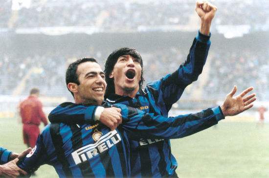 足球球员外号排行榜,足坛十大球星经典绰号