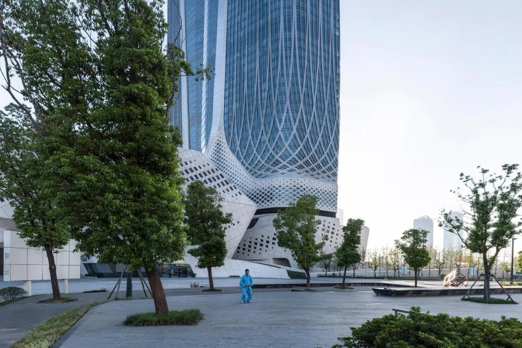 建筑设计师扎哈·哈迪德,扎哈哈迪德设计的中国建筑