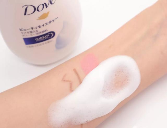 如何选择安全的洗面奶 (洗面奶该怎么选才好)