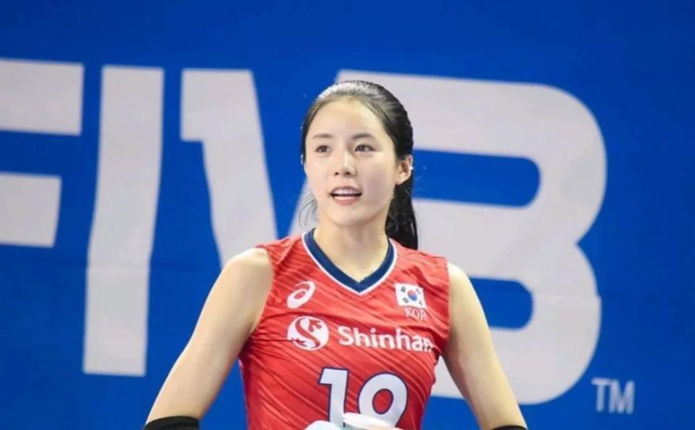 李多英李多贤是双胞胎吗,排坛美人