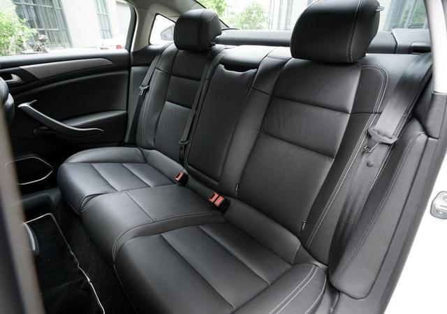 雪铁龙c5属于哪个类型的人开,雪铁龙c5有钱吗