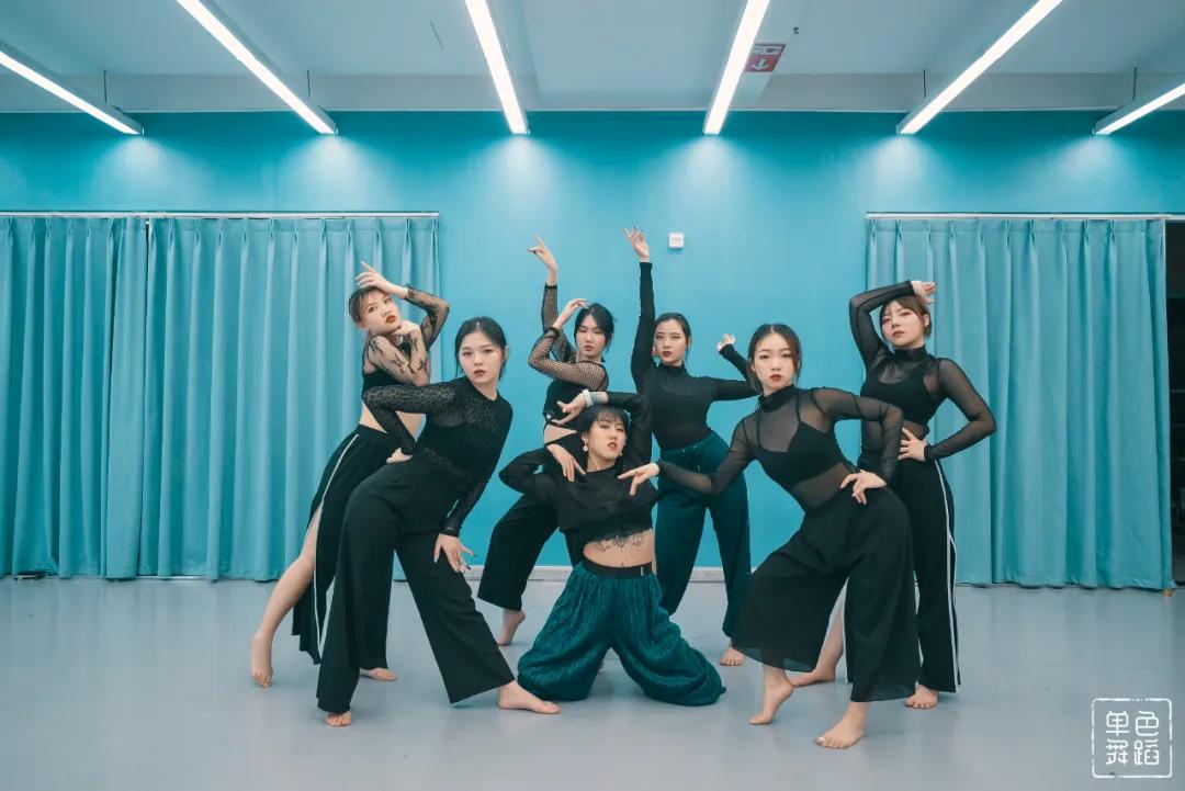 流行舞教学零基础八步,零基础想学流行舞可以吗