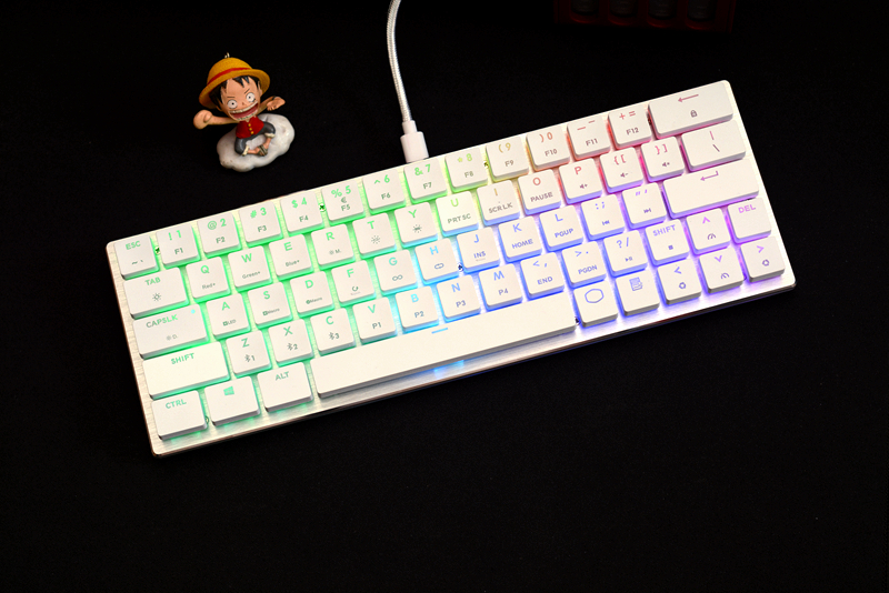 有一种键盘叫仅此一款,酷冷至尊SK621键盘,60%配列、Cherry矮轴