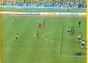 马拉多纳更衣室喊阿根廷视频,马拉多纳不要为我哭泣图片