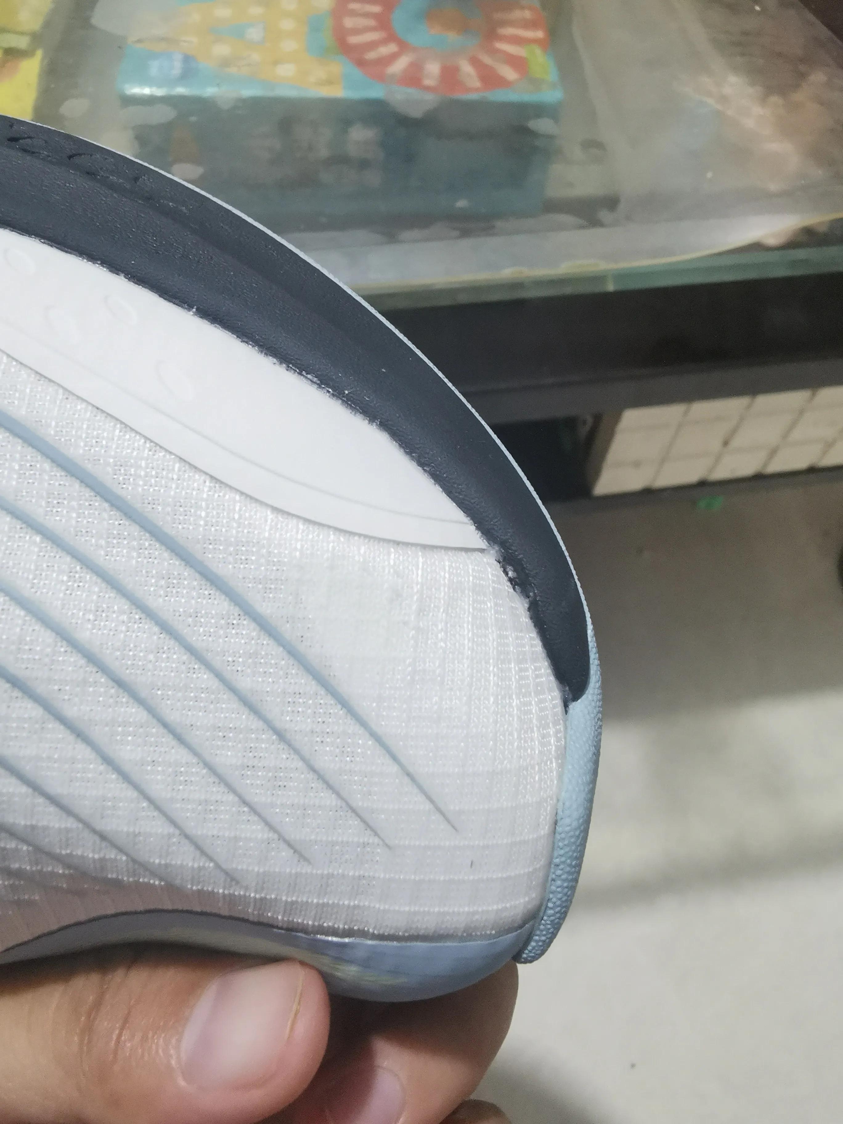 安踏瑕疵鞋直播,直播产品质量差