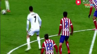 球王也假摔？盘点C罗假摔