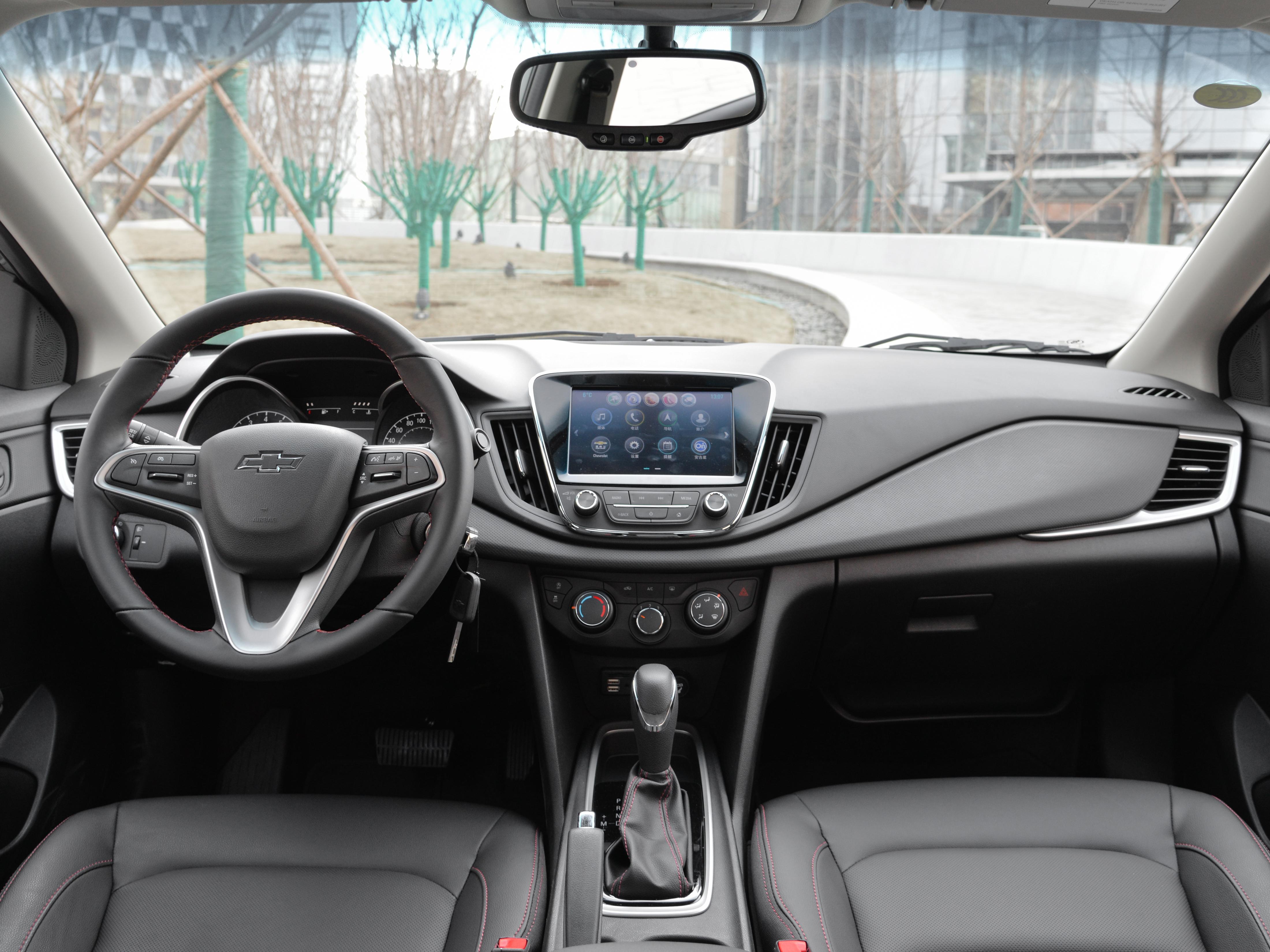 合资车5-8万左右的科鲁泽新车推荐,最新款雪佛兰科鲁泽深度测评