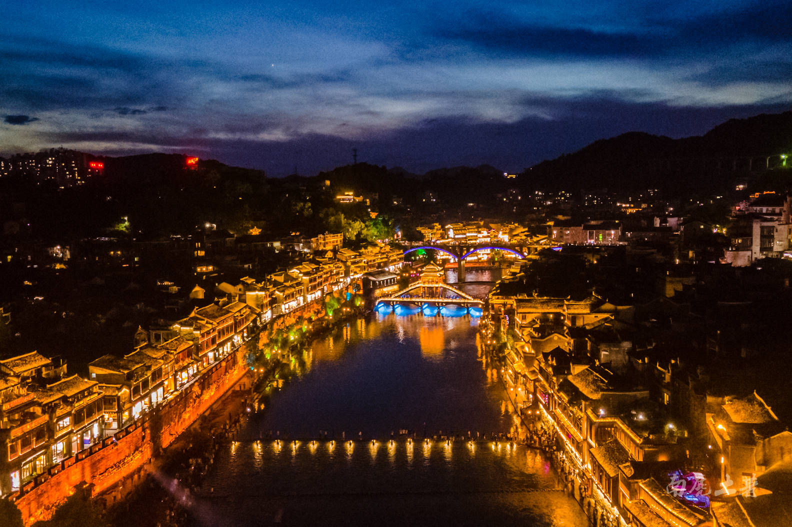 鍑ゅ嚢鍙ゅ煄鏆戝亣鍘荤儹涓嶇儹,鏆戝亣鍑ゅ嚢鍙ゅ煄澶╂皵鎯呭喌濡備綍