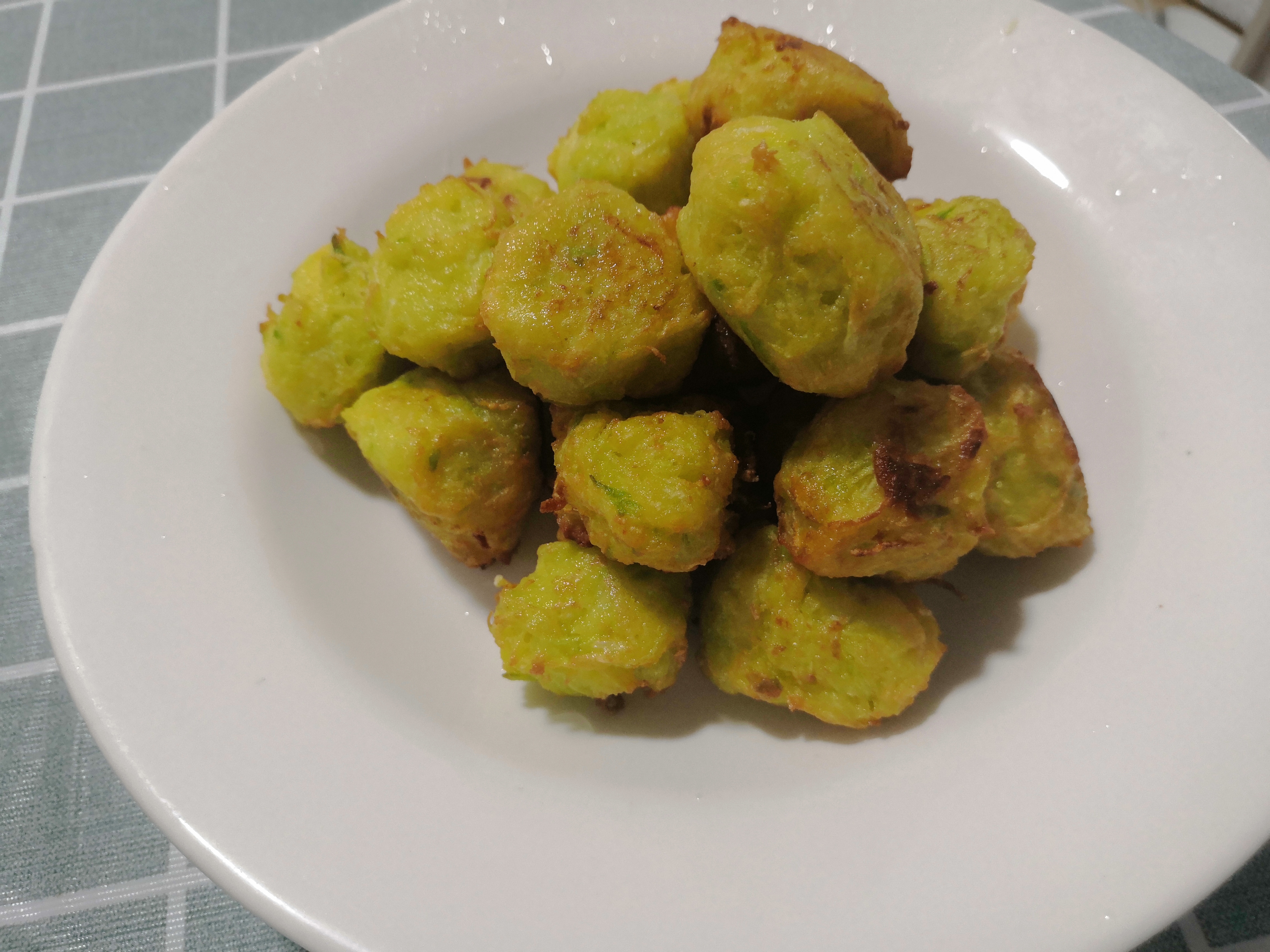 萝卜丝丸子怎么做才能软烂,萝卜丝丸子怎么做第二天也脆脆的