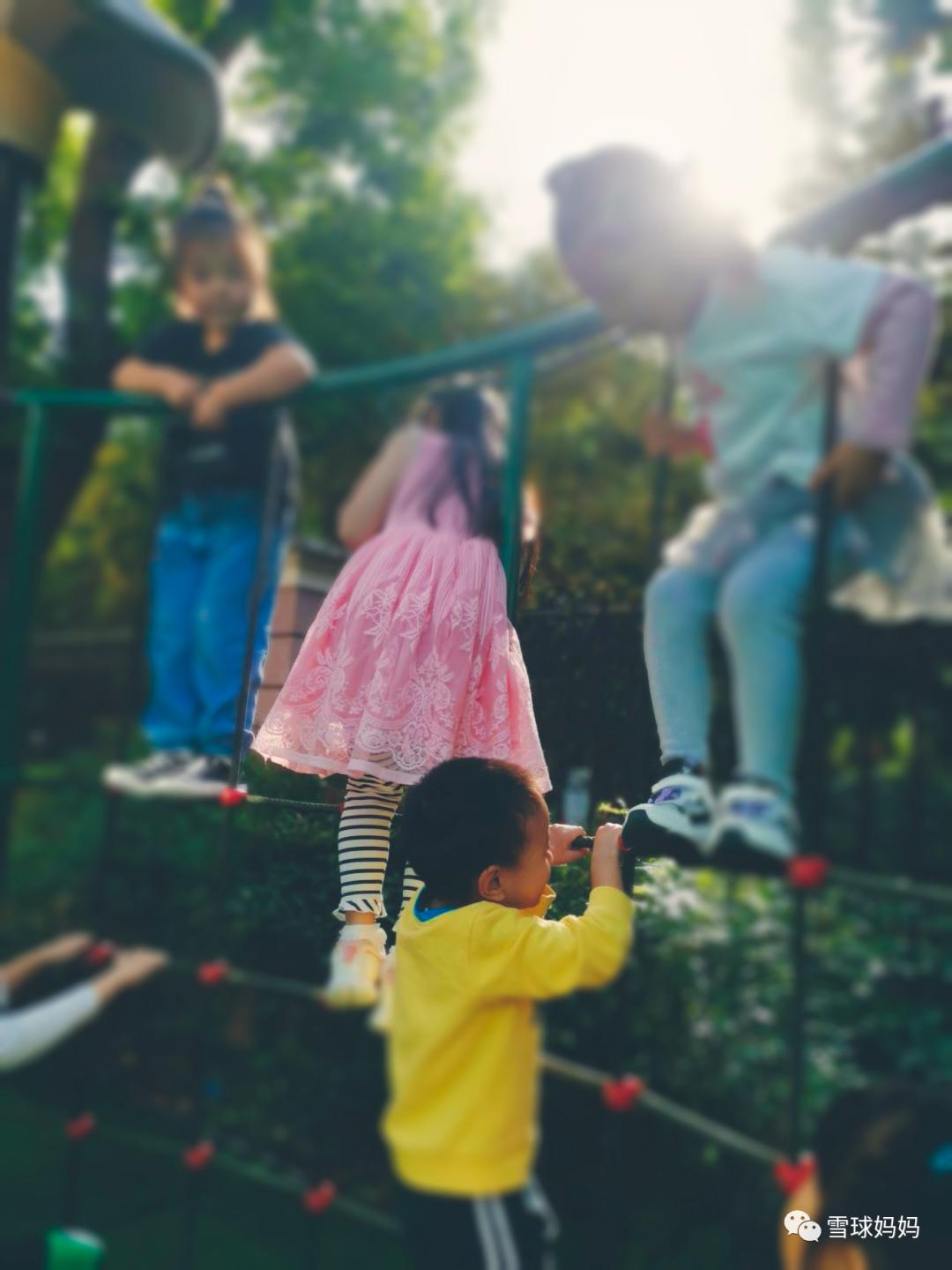 孩子在幼儿园都干啥,小孩儿在幼儿园里干啥