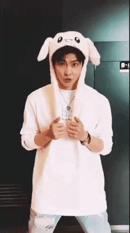 为什么说张铭恩是百岁山,张铭恩张日山百岁山