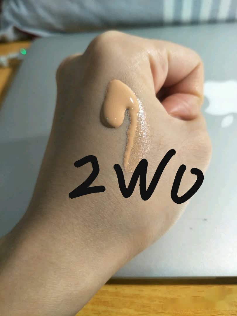 雅诗兰黛dw和兰蔻粉底液哪个好用,粉底液兰蔻持妆和雅诗兰黛测评