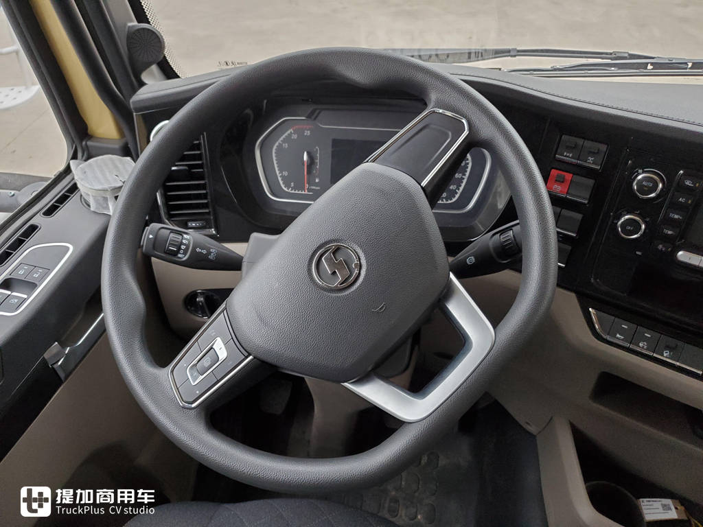 德龙新m3000矮顶牵引车感受,前脸加长改装