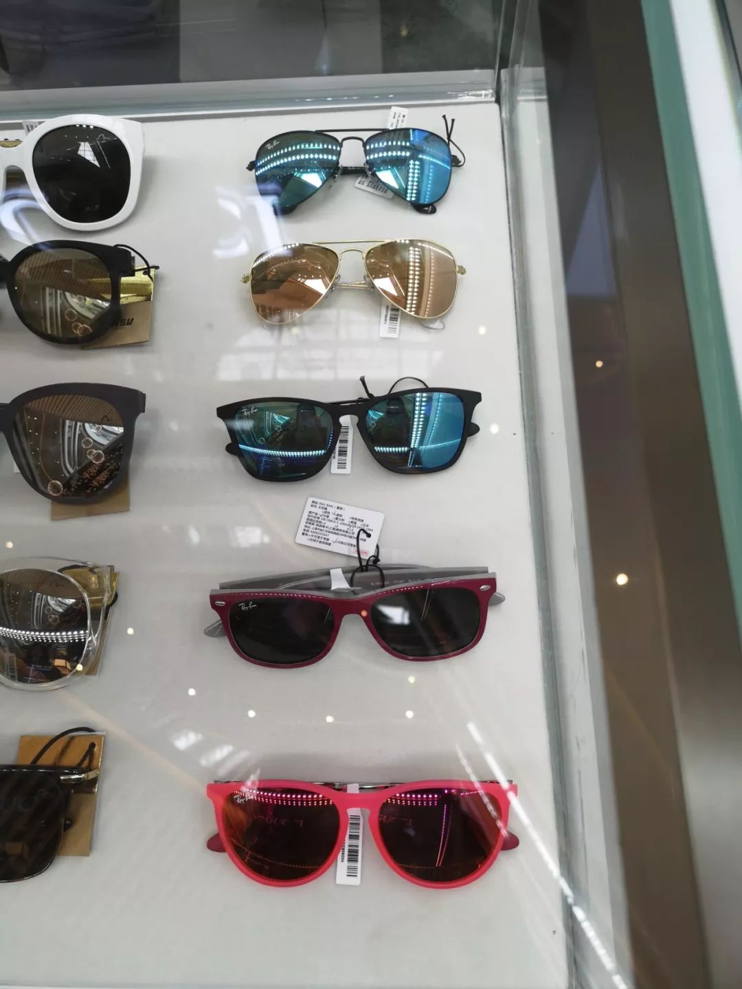 眼镜品牌排行榜前十名墨镜,给孩子怎么选太阳镜