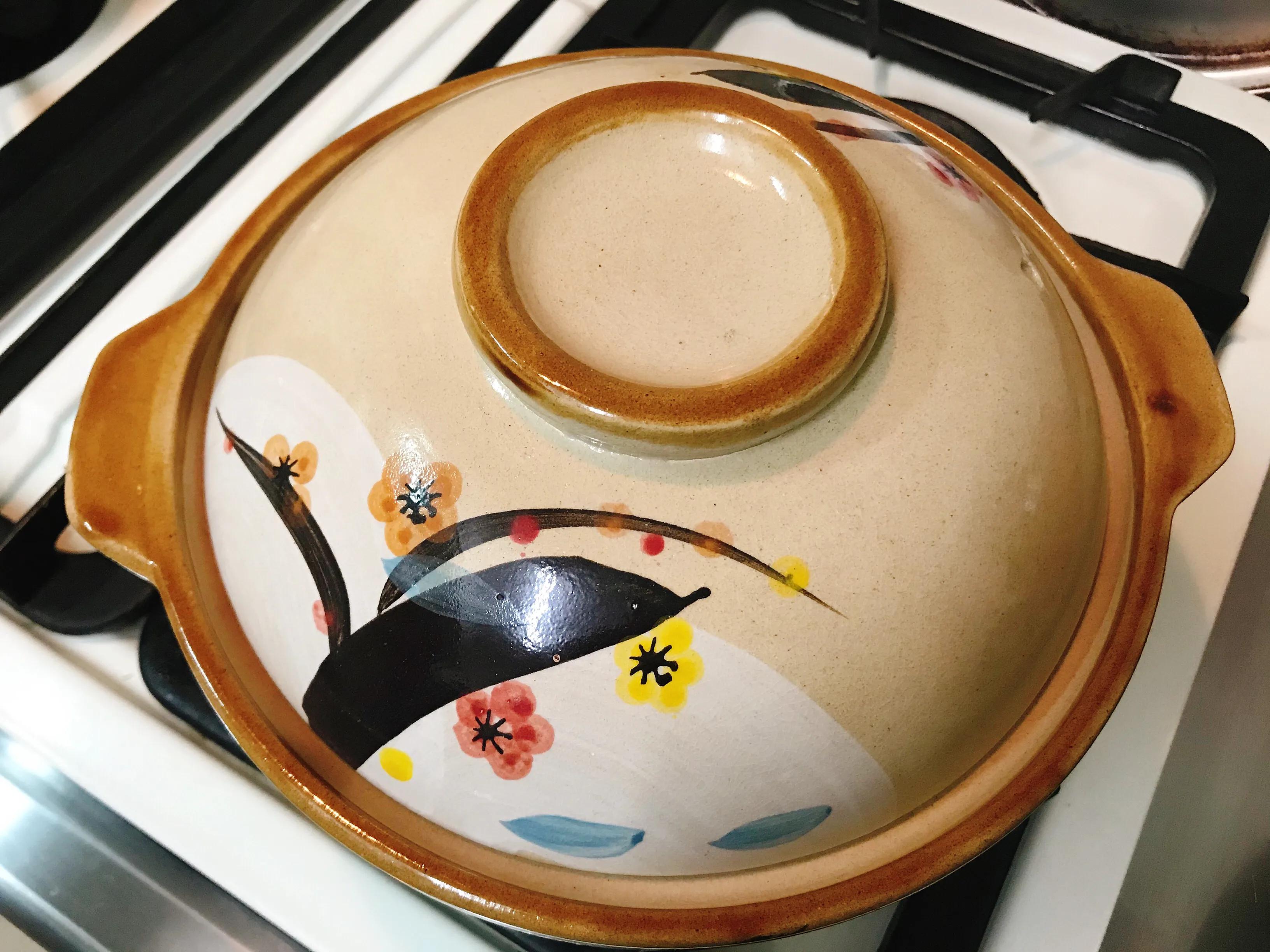 腊肠煲仔饭焦香锅巴,怎么能把煲仔饭做的粒粒分明